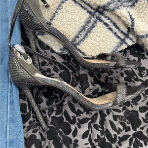 Nina Glittering Silver Heels